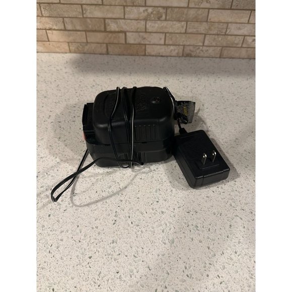 black & decker 14.4v battery with charger th - Picture 4 of 5